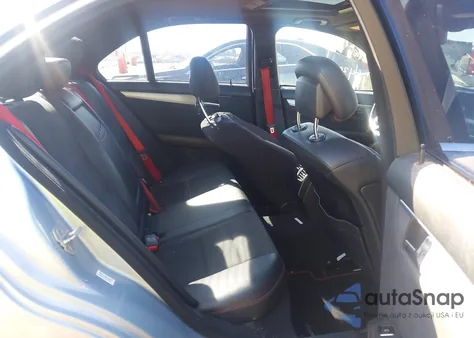 2013 Mercedes-Benz C 300 Sport 4Matic из США, поврежденный, VIN WDDGF8AB5DR242222